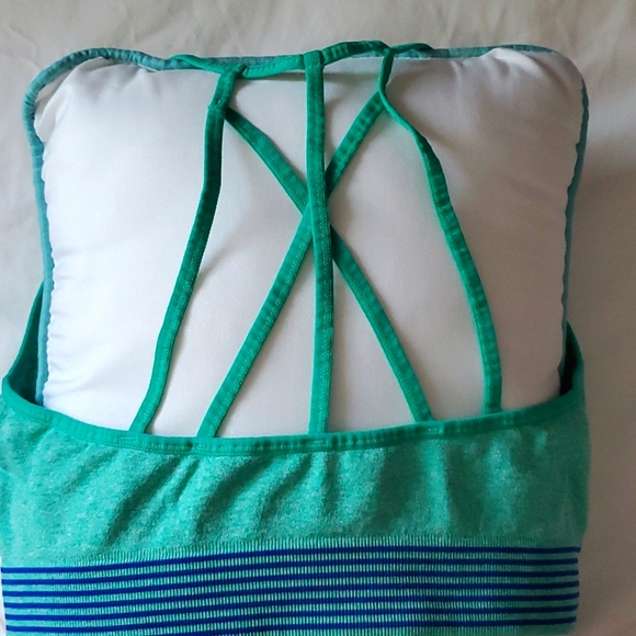 Sports bra - Picture 3 of 3